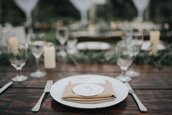Hawaii wedding photography at Dillingham Ranch by Visionari