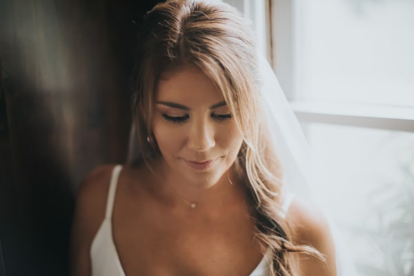 Hawaii wedding photography at Dillingham Ranch by Visionari