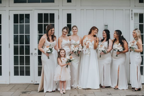 Hawaii wedding photography at Dillingham Ranch by Visionari