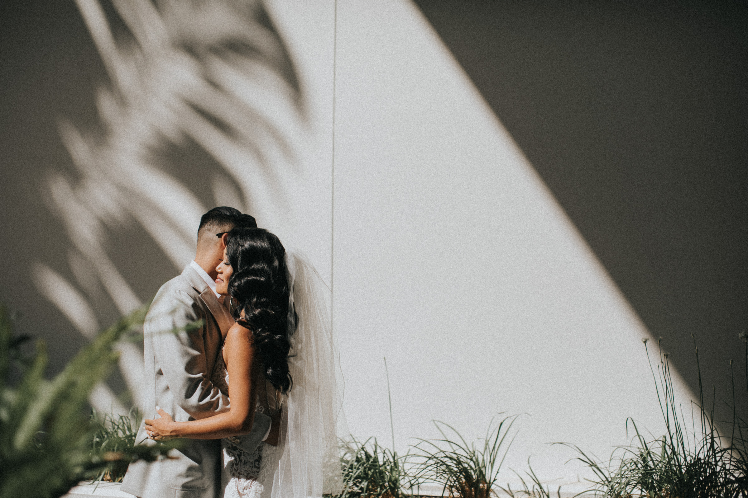 Wedding at Four Seasons Resort Oahu at Ko Olina — photography by Visionari