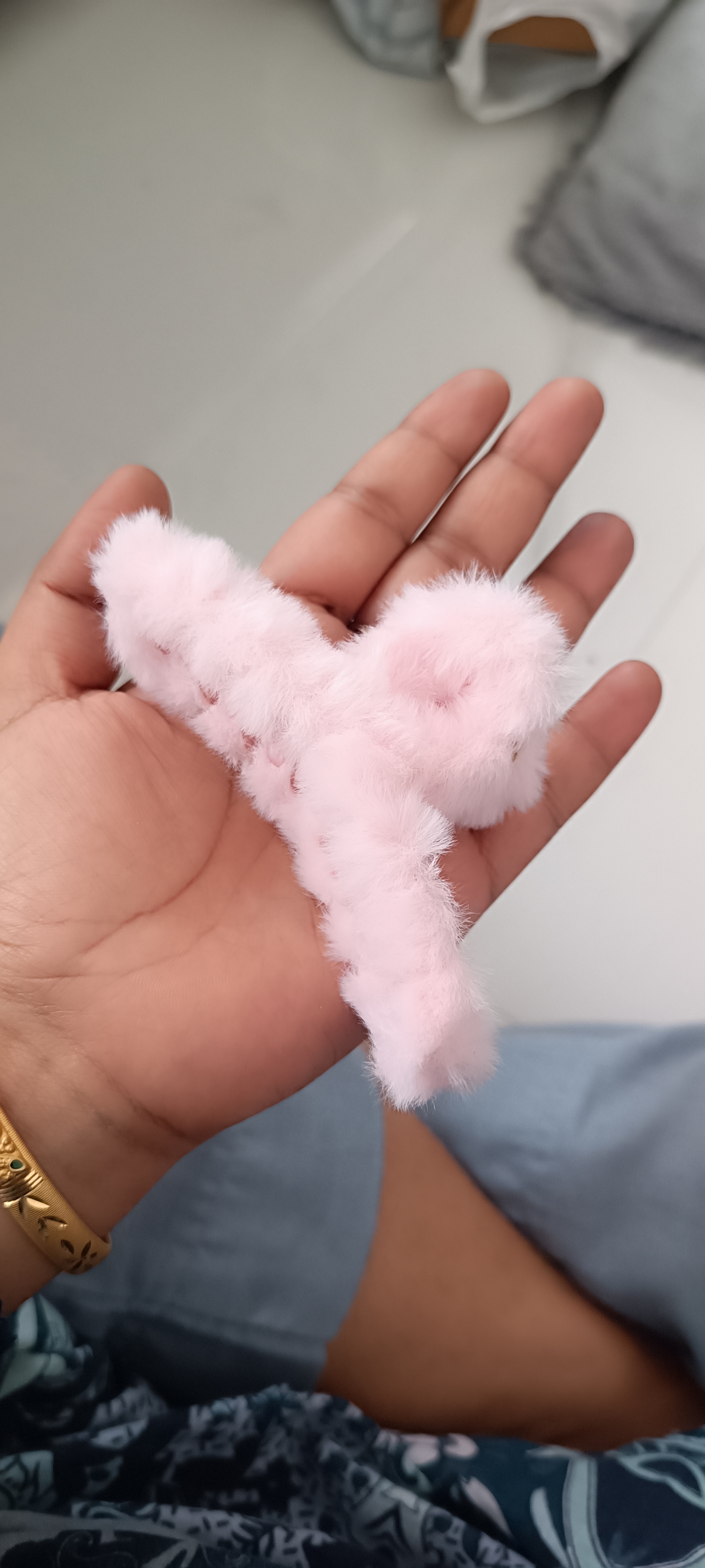 Furr clutcher