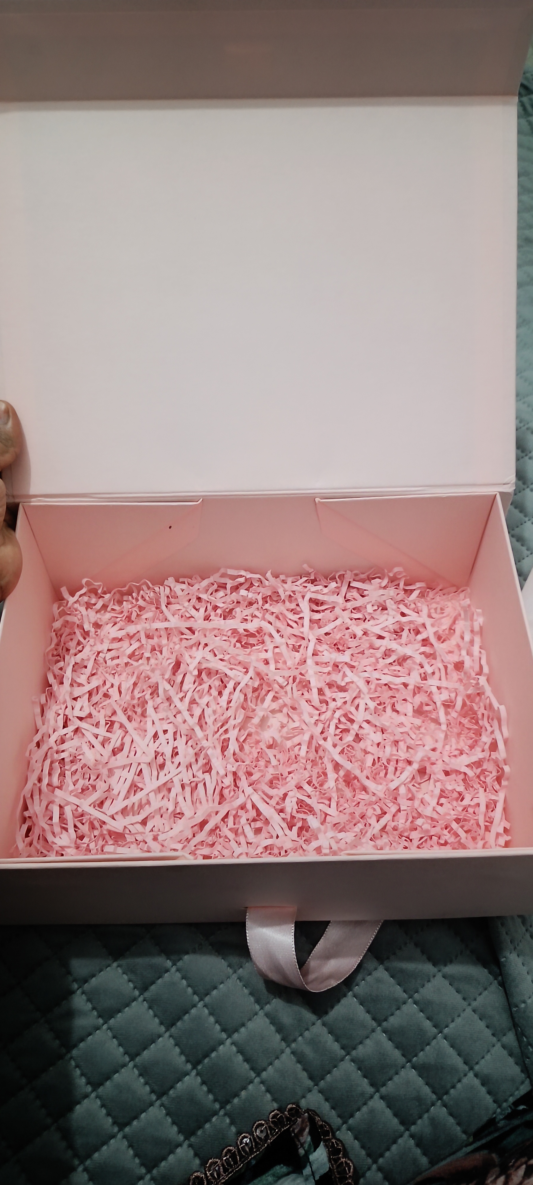 Pink Hamper box