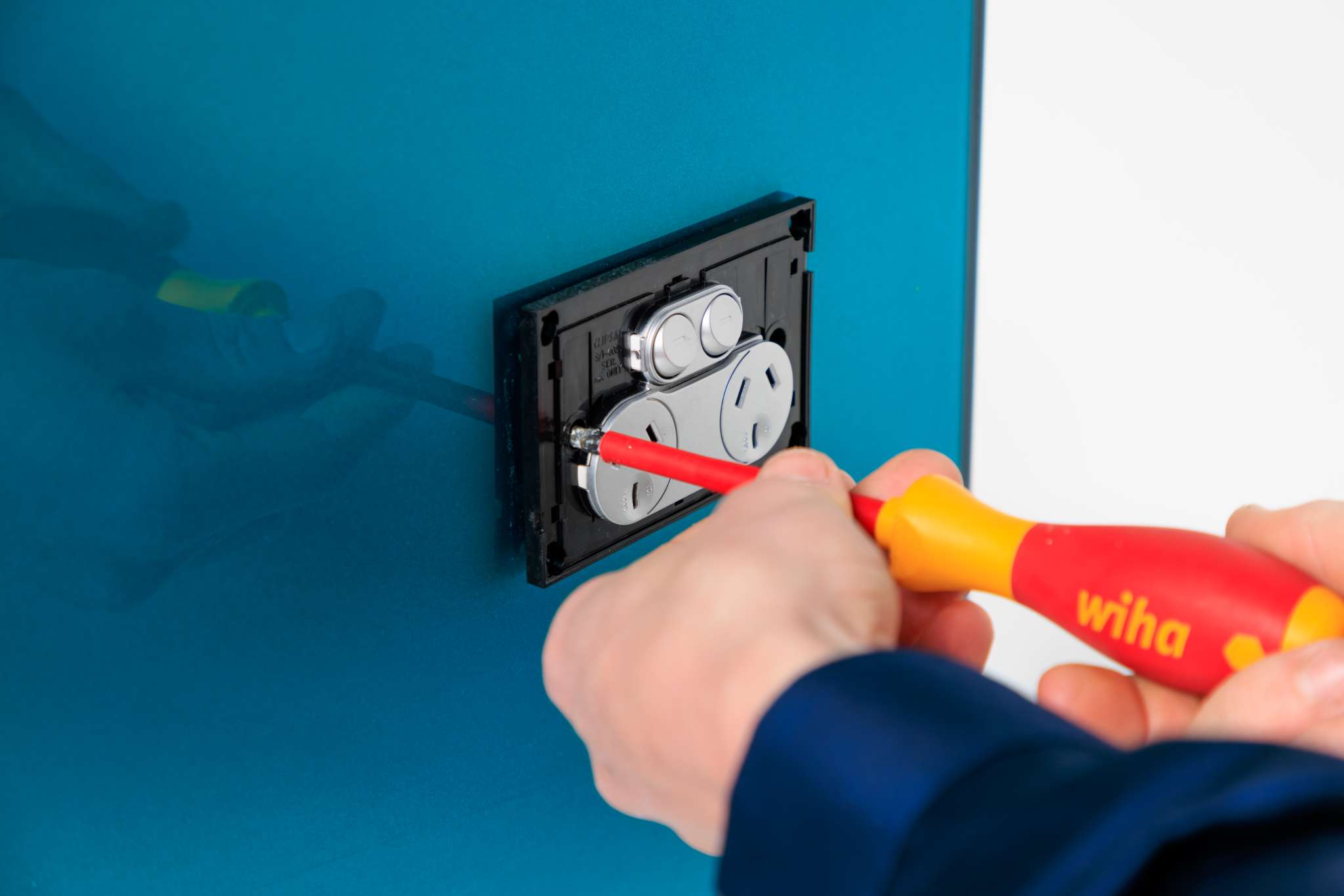 Gungahlin-power-point-install-Electricians-Canberra Power Point Installation Service Canberra, Yass Regions