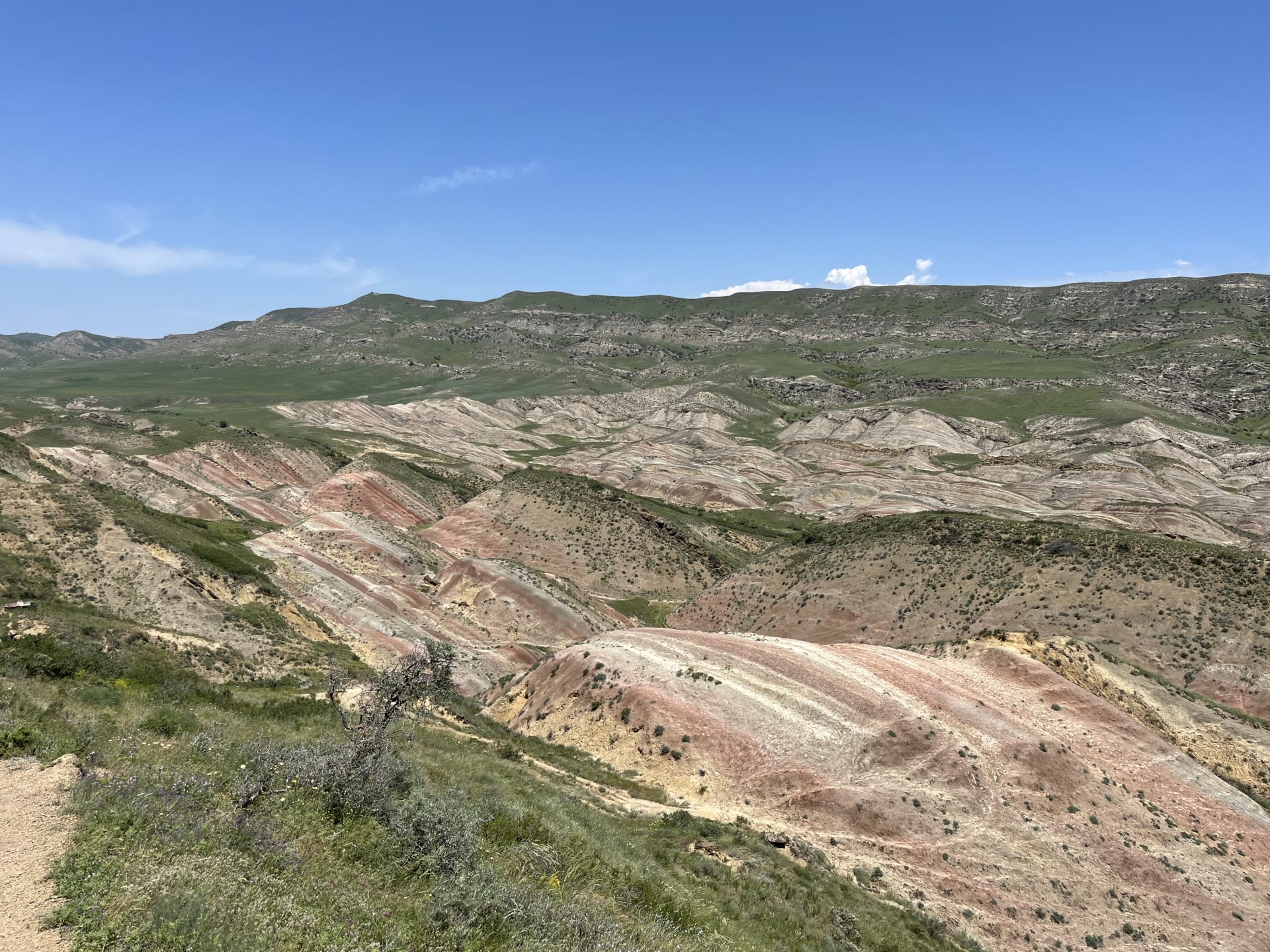 Rainbow Mountains & David Gareja Tour