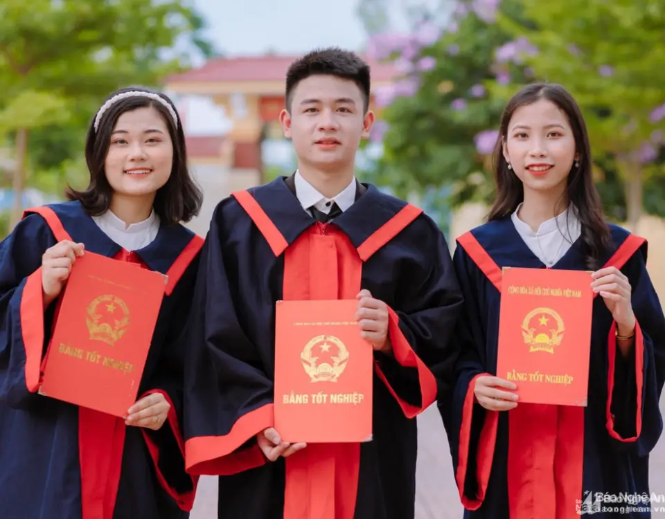 Làm bằng cao đẳng có hồ sơ gốc uy tín, giá rẻ TP.HCM | LamBangDaiHocVN.com