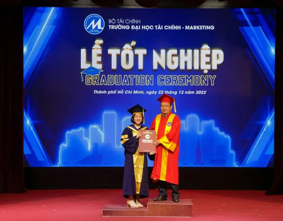 Làm Bằng Đại Học Giá Rẻ Tại Hà Nội - Uy Tín, Chất Lượng Cao