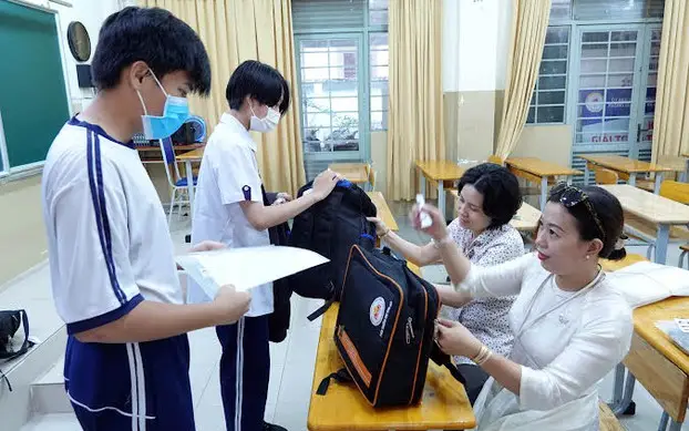 Có Nên Học Y Khoa Nguyễn Tất Thành Không?