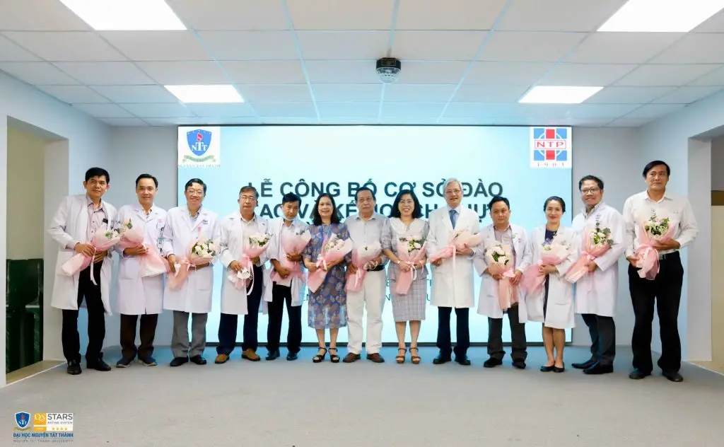 Có Nên Học Y Khoa Nguyễn Tất Thành Không?