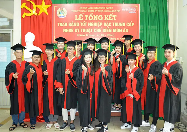 Bằng Tốt Nghiệp Trung Cấp Chuyên Nghiệp - Cơ hội và Giá trị