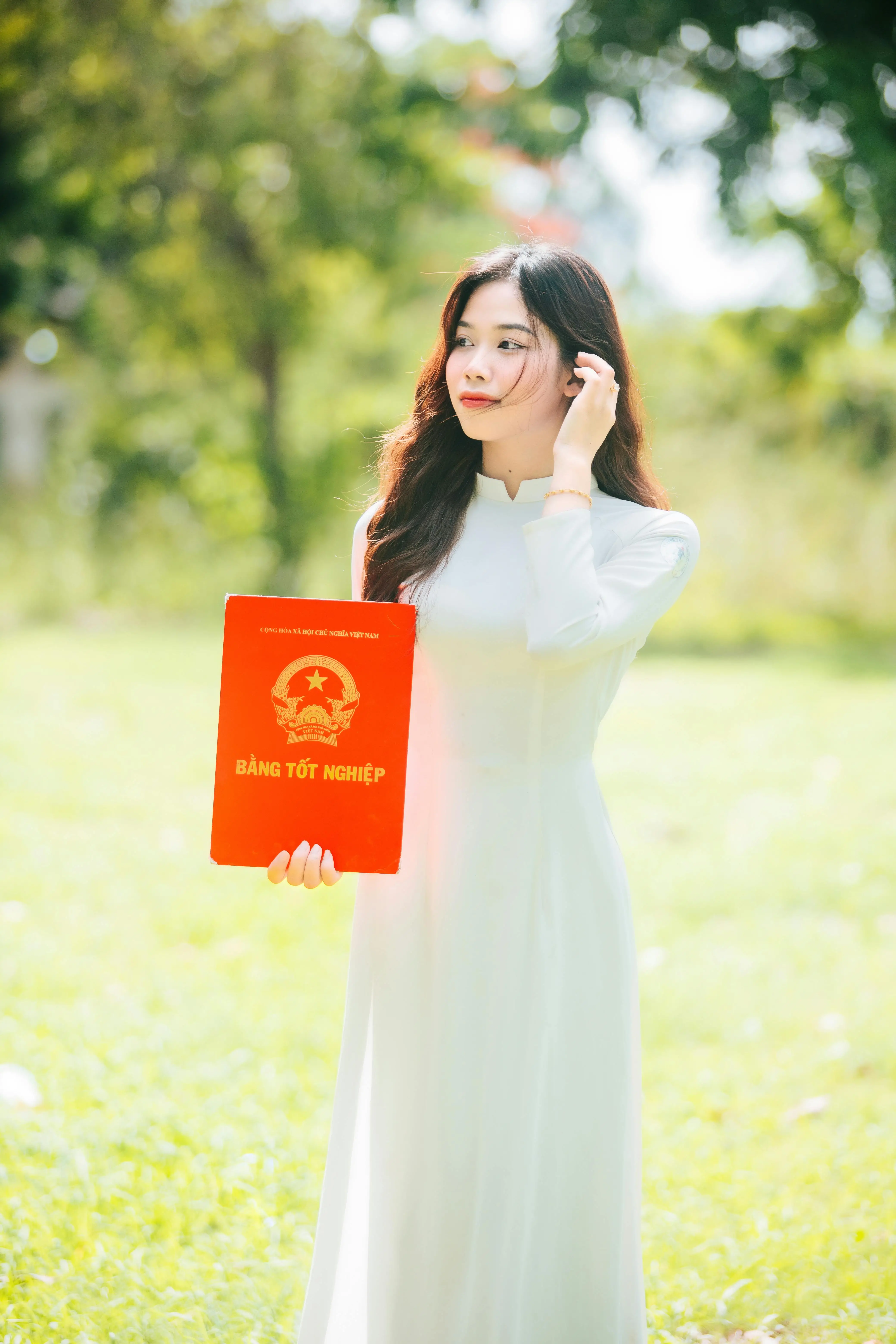 Bằng Tốt Nghiệp Trung Cấp Chuyên Nghiệp - Cơ hội và Giá trị