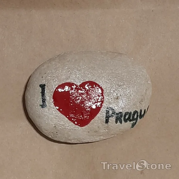 Painted painting stone by artist Anastasiia showing other. В Гамбурзі знайшла свій перший камінь, захотіла створити сама.