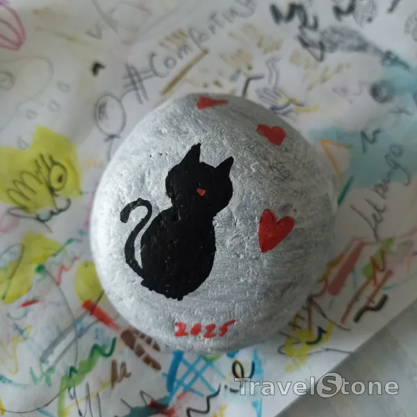 Painted painting stone by artist comfortinstones showing animals. Stay pawsitive!
