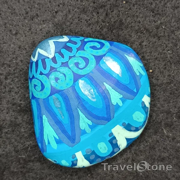 Painted painting stone by artist nad_doodles showing pattern. Mandala blau