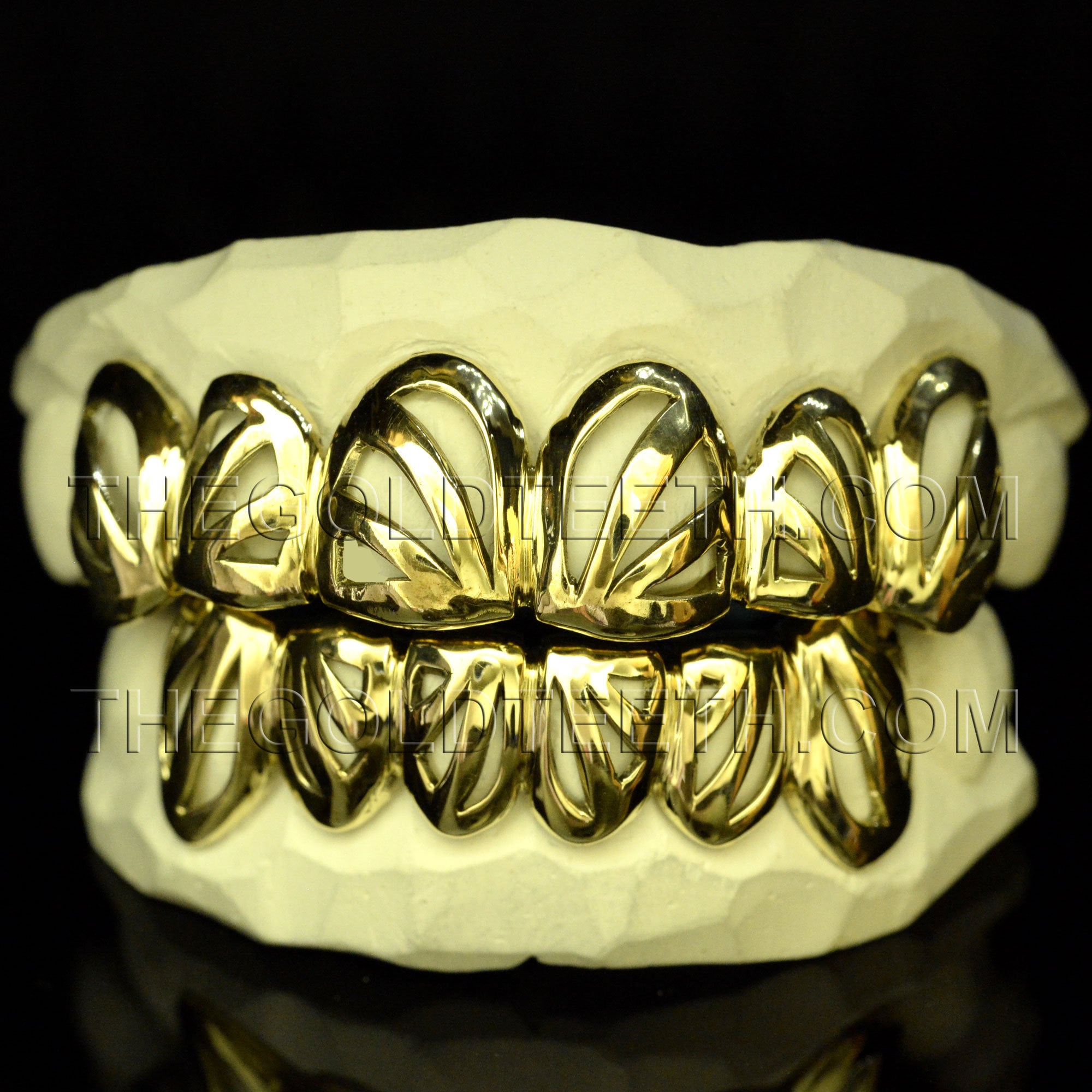 10K Gold Fanged Grillz Set