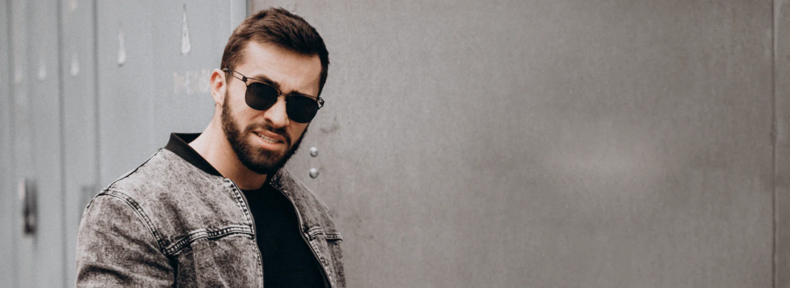 Sunny-Day Sale Background