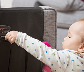 Enfant et télévision, à quel âge peut regarder la télé 