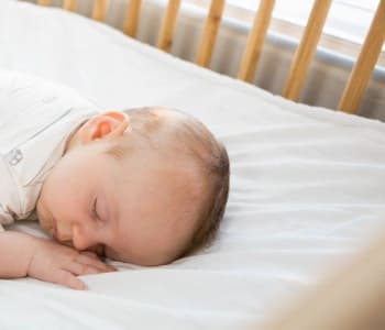 1585_il_se_retourne_sur_le_ventre