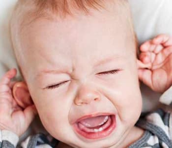 Comment savoir si mon bébé a les oreilles décollées ?