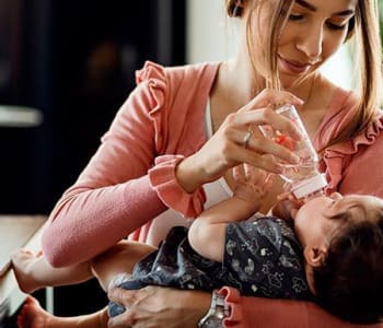 2222_reconnaitre-signes-faim-bebe