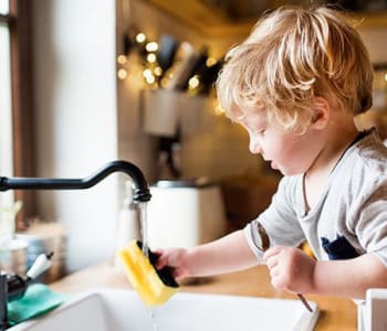 374_autonomie-enfant-tout-seul