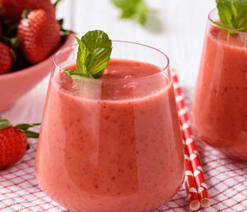 3-recettes-de-smoothies-pour-un-ete-fruite.jpg