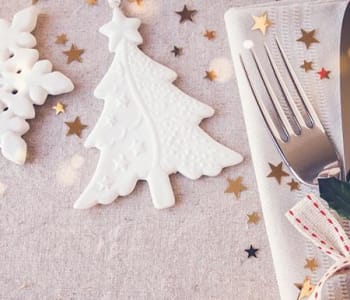 Réveillon de Noël enceinte : se faire plaisir sans danger