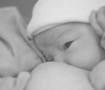 Tout savoir sur le peau à peau