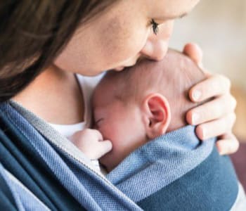 Comment bien porter son bébé