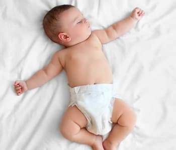 Oreiller pour bébé : quand et comment le choisir ?