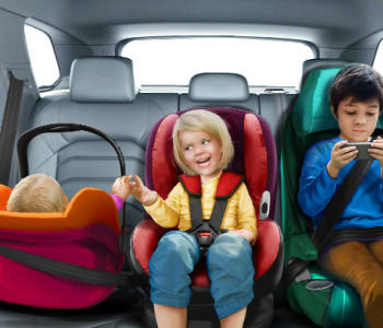 Comment soutenir la tête de bébé dans le siège auto ?