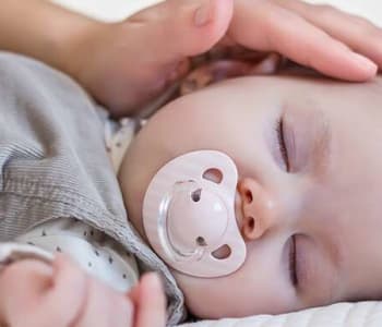 Comment savoir si mon bébé a les oreilles décollées ?