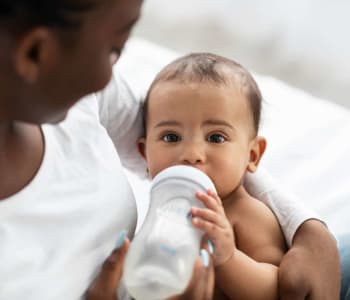 Comment bien choisir le matériel de puériculture pour les premiers mois de  bébé ? - Amusance