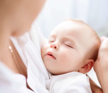 Bruits blancs ou roses et sommeil de bébé, la solution ?