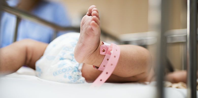 1879_Bebe-10-astuces-pour-supporter-son-sejour-en-chambre-double