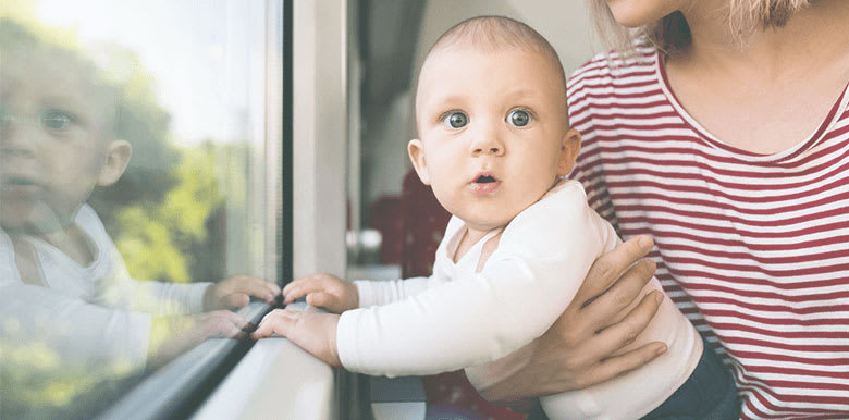 voyager-avec-bebe-mon-sac-de-train.jpg