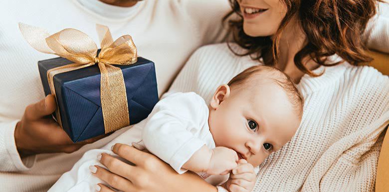 cadeaux nouveau-né naissance