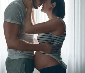 10 bonnes raisons de faire l'amour pendant la grossesse