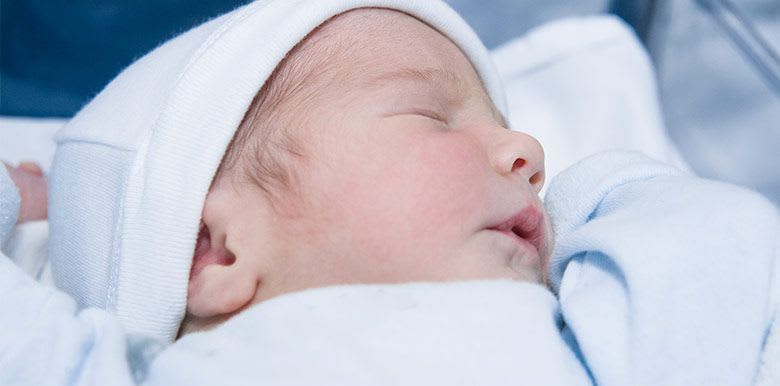 1149_comment-habiller-nouveau-ne