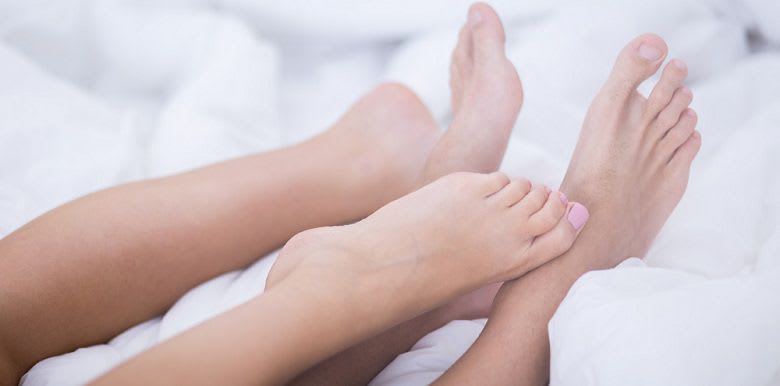 2045_couple-apres-grossesse-episiotomie