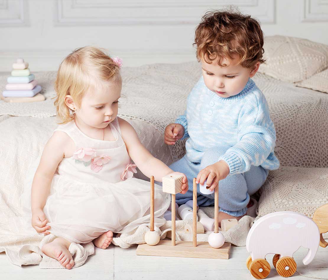 Bienfaits jeux éveil bébé 