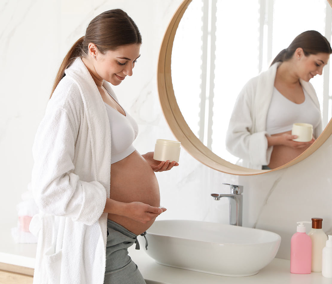 Femme enceinte cosmétiques