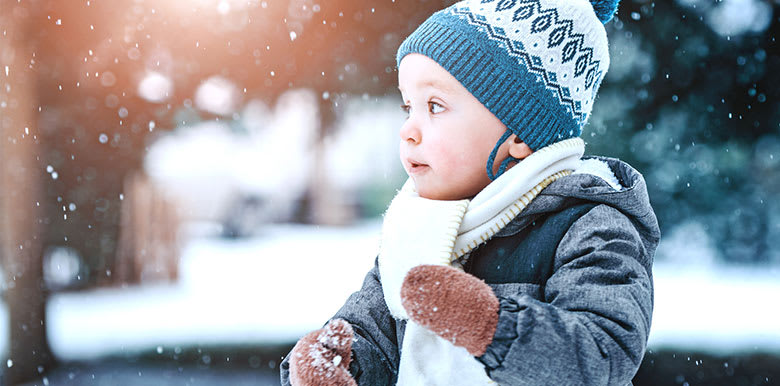 partir-a-la-neige-avec-bebe-quelles-sont-les-precautions-a-prendre.jpg
