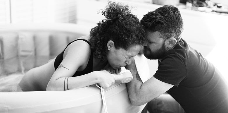 Accouchement physiologique : l'important rôle du conjoint