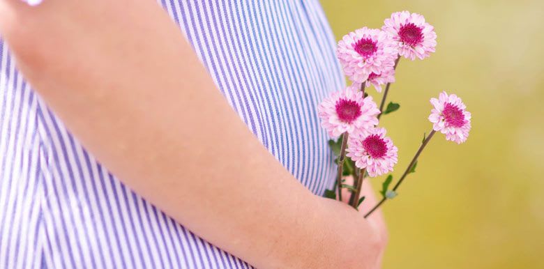 Phytothérapie et grossesse : se soigner par les plantes