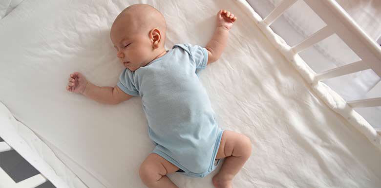 10 conseils pour offrir une chambre saine à bébé
