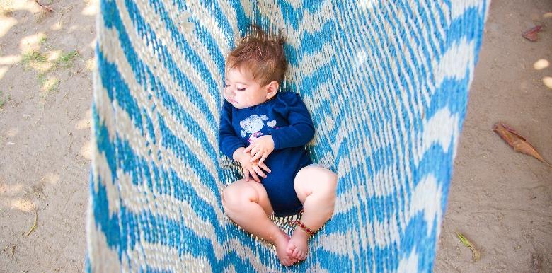 Le sommeil de bébé pendant les vacances 