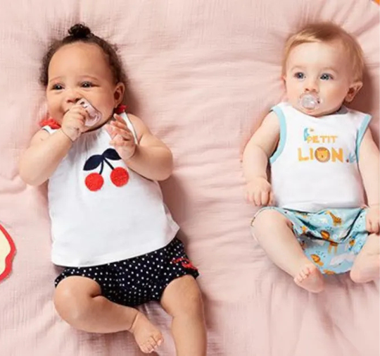 Comment habiller un nouveau-né l'été ?