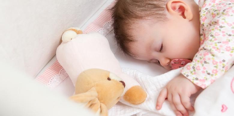 Le doudou de bébé et de l'enfant : un objet précieux pour le développement  des 0-6 ans – Pass'Santé Jeunes