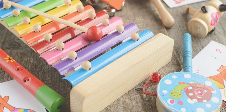 L'éveil musical de bébé : les jouets musicaux à privilégier