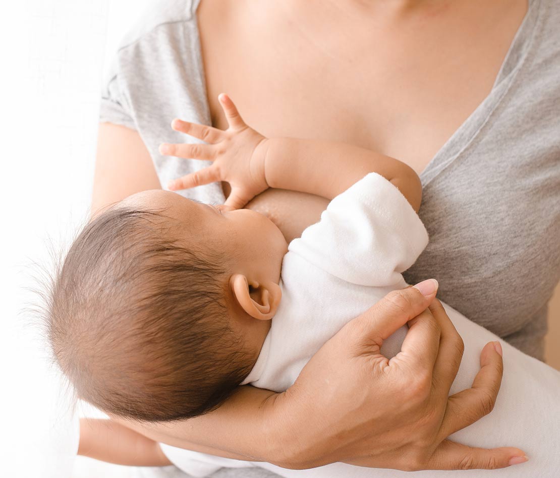 Crevasse due à l'allaitement : comment soigner, que faire ?
